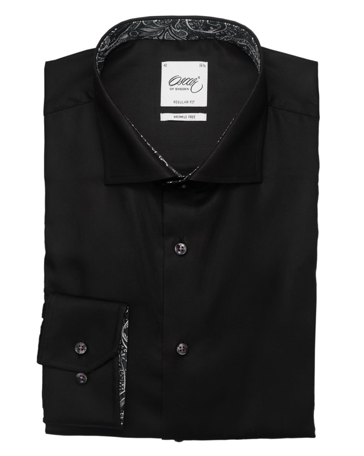 Svart wrinkle free-skjorta med kontrastdetaljer regular fit