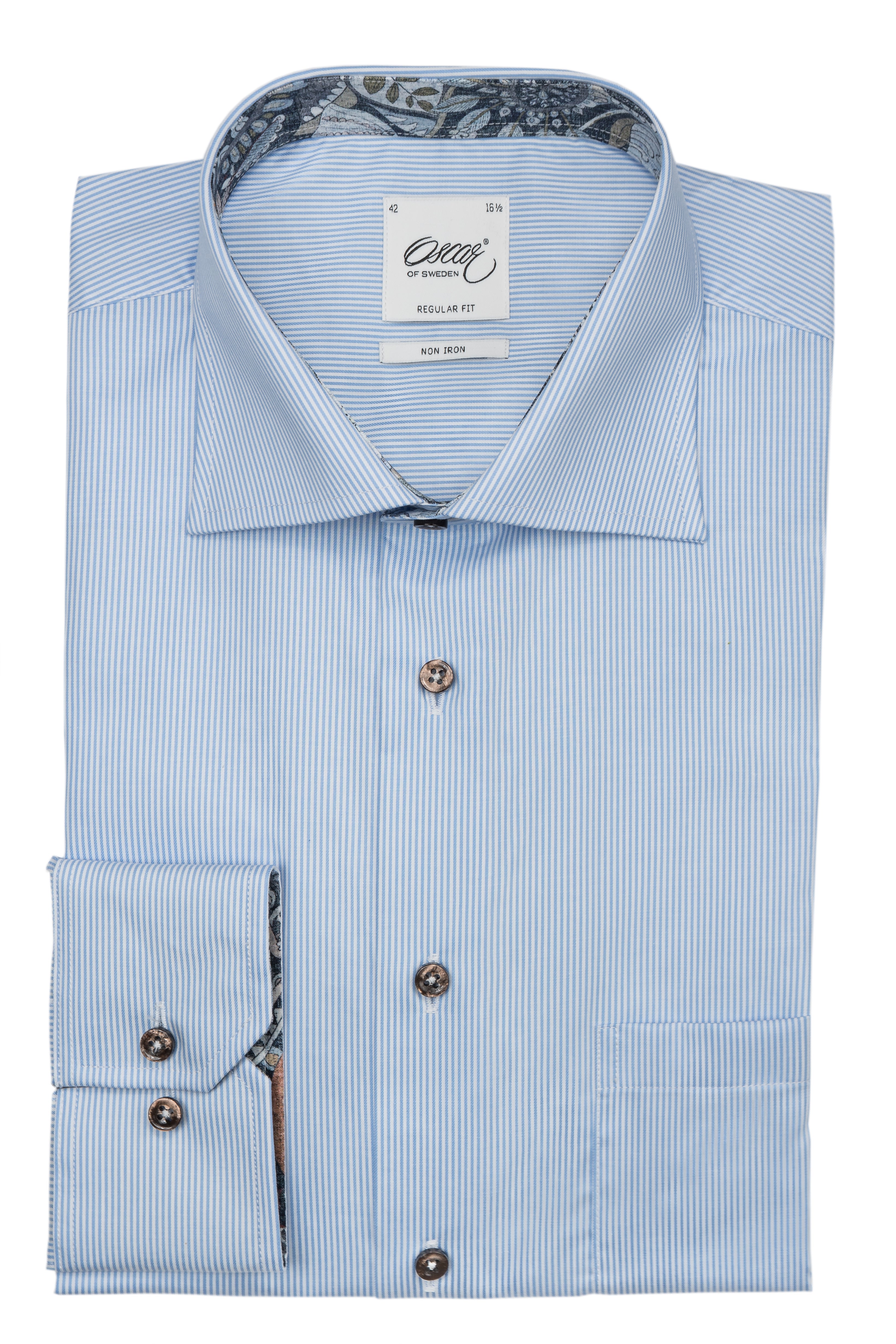 Light blue striped regular fit shirt with contrast details