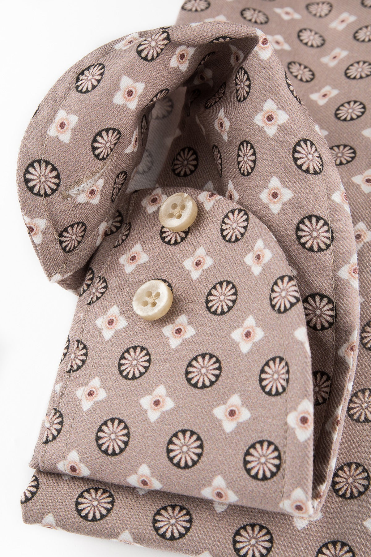 Beige patterned shirt regular fit