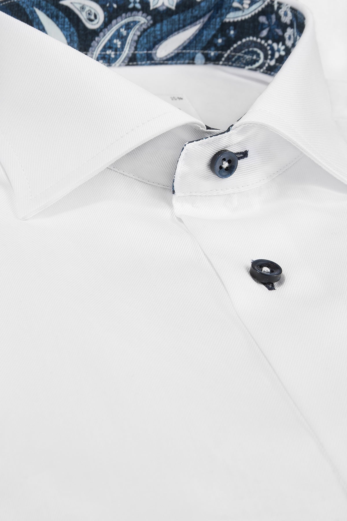 White regular fit shirt with contrast details