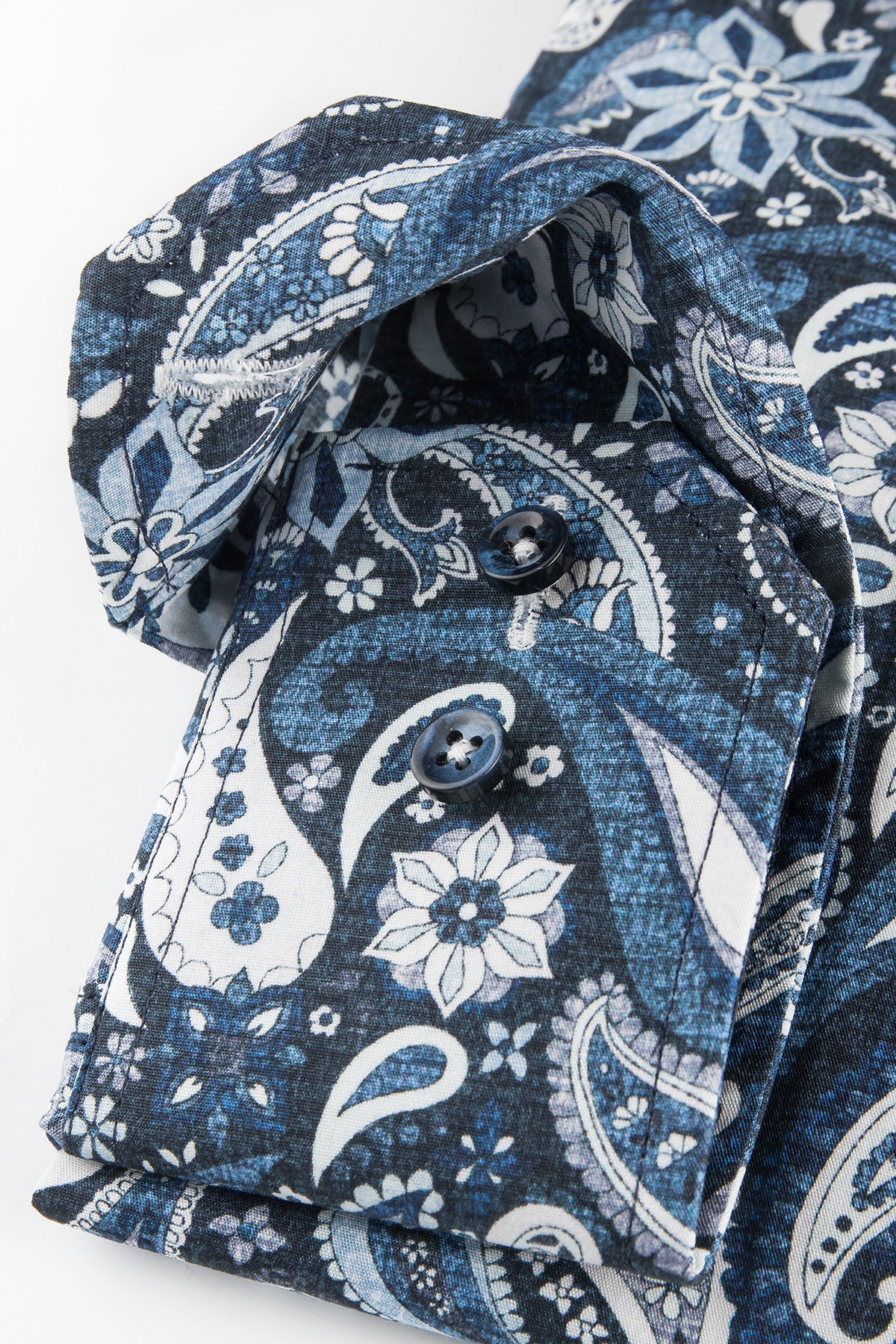 Blue paisley printed regular fit shirt