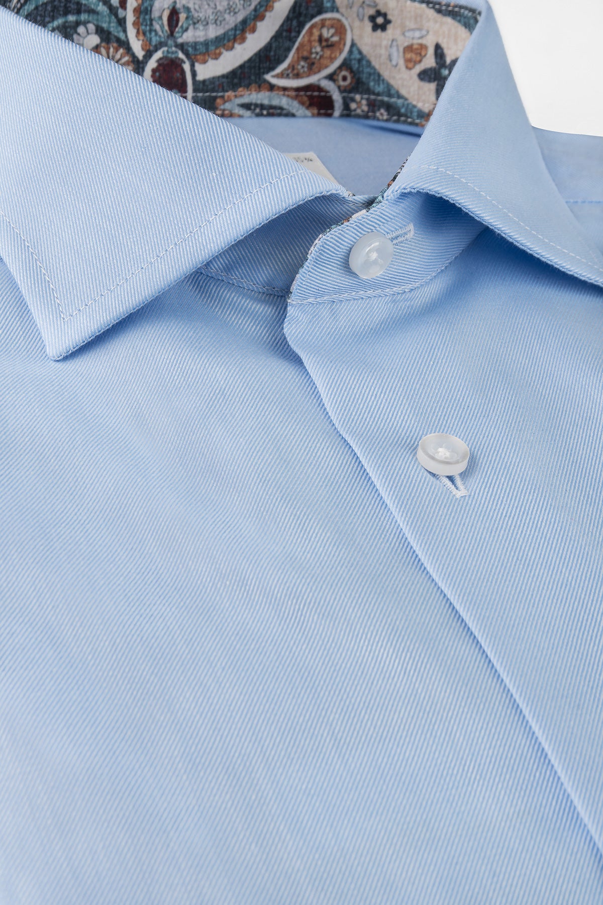 Light blue regular fit shirt with contrast details