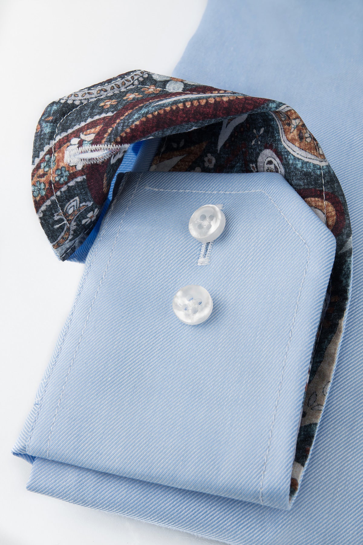 Light blue regular fit shirt with contrast details
