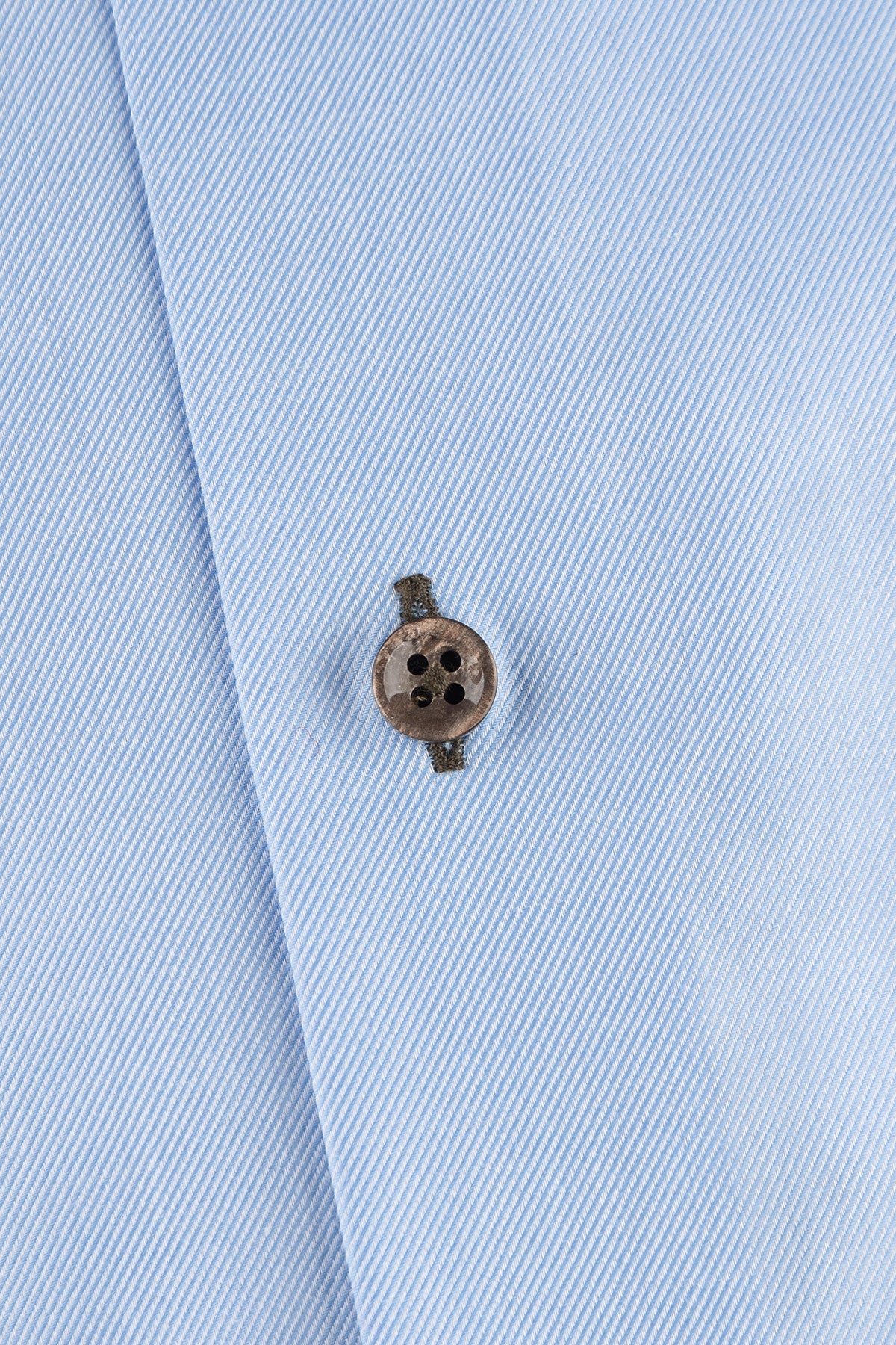 Light blue regular fit shirt with contrast details