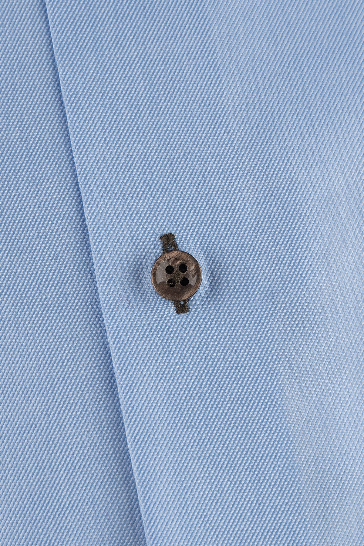 Light blue slim fit shirt with contrast details
