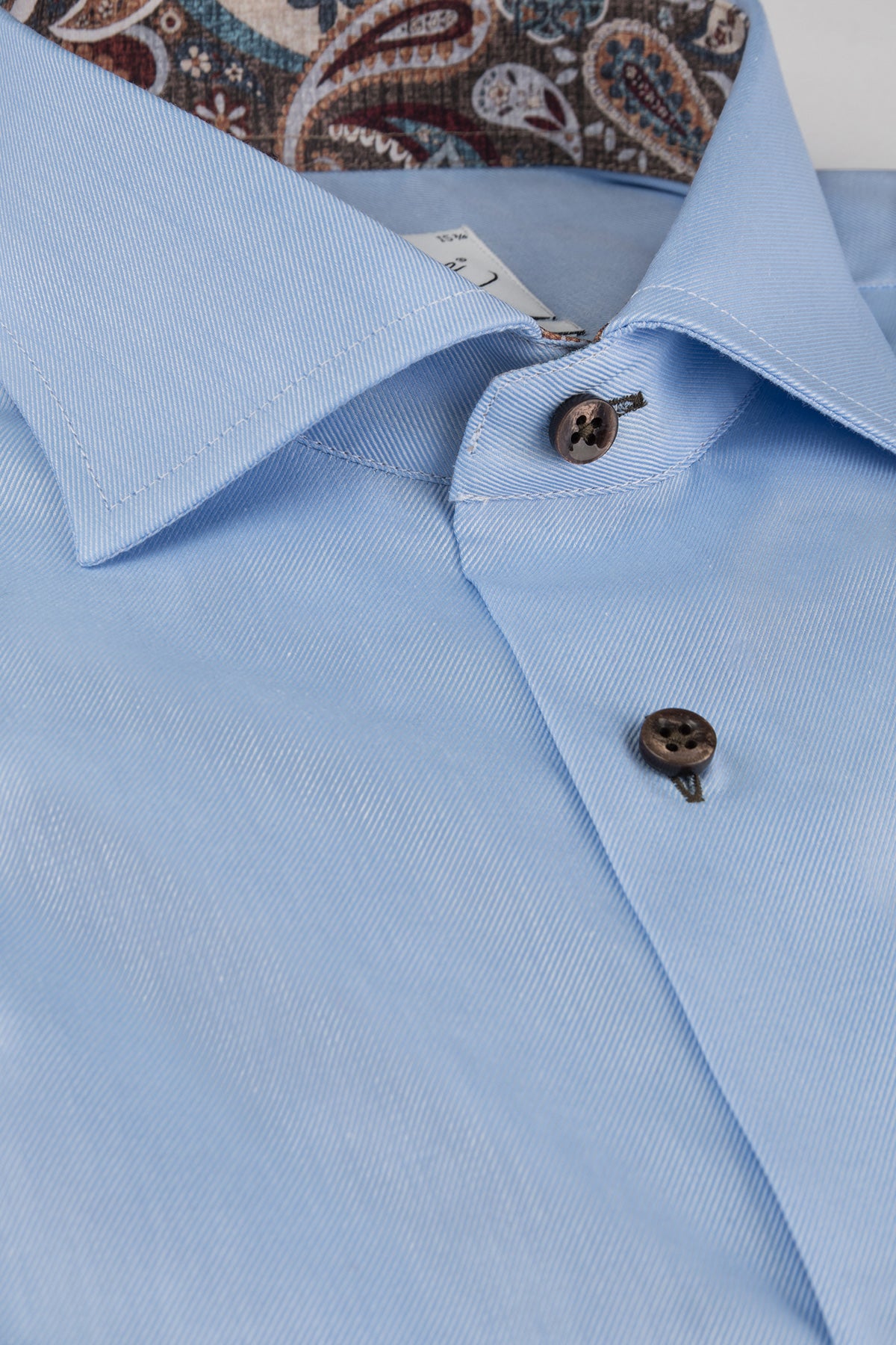 Light blue slim fit shirt with contrast details