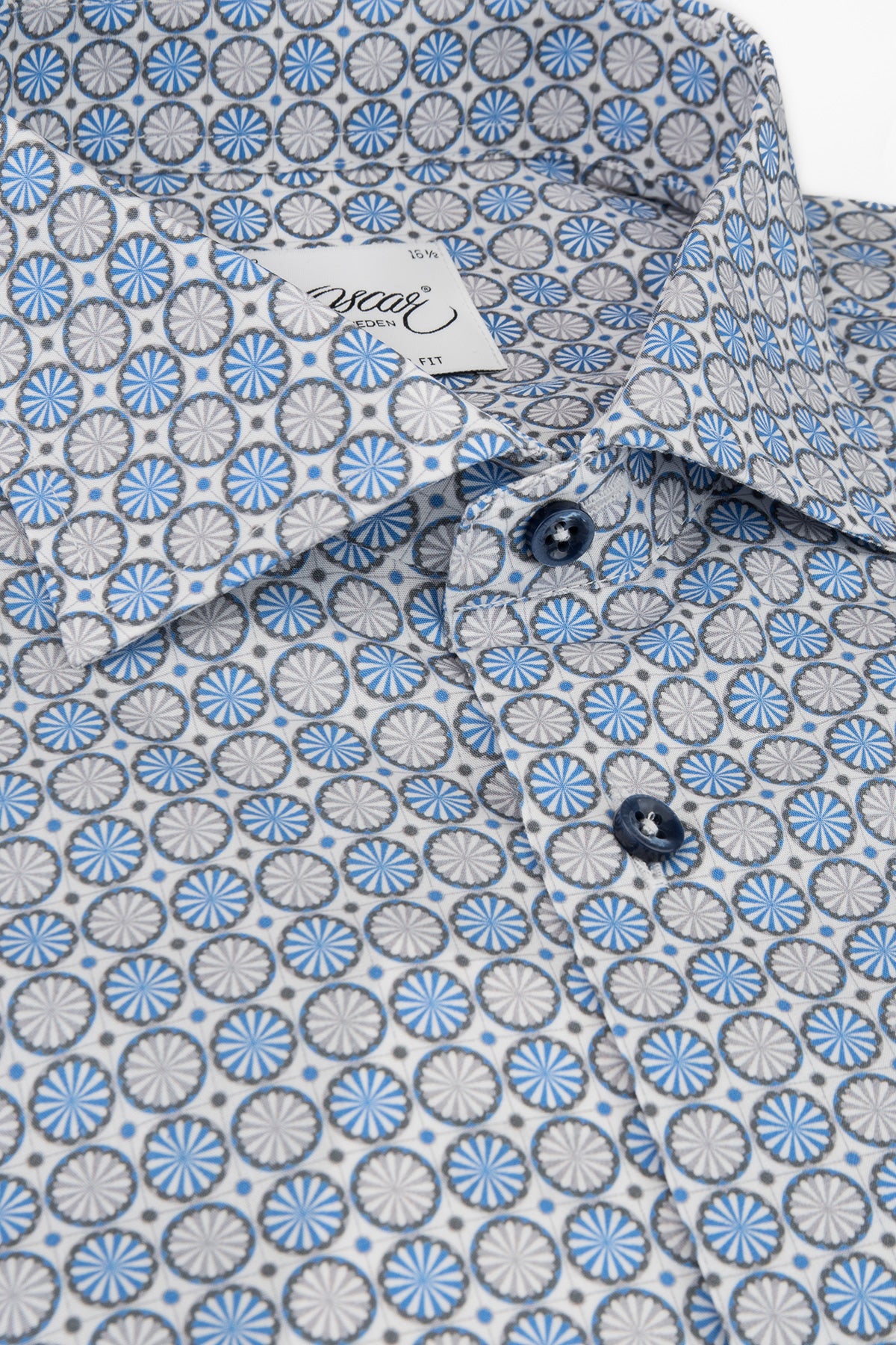 Blue patterned short-sleeved shirt regular fit