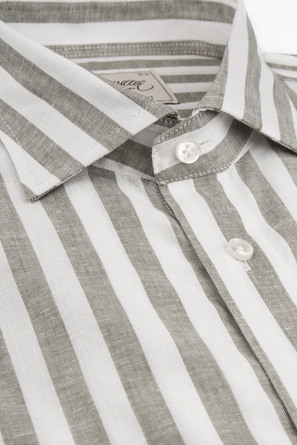 Green striped short-sleeved shirt regular fit
