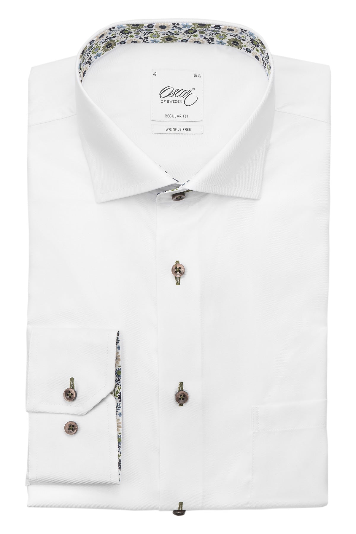 White regular fit shirt with contrast details