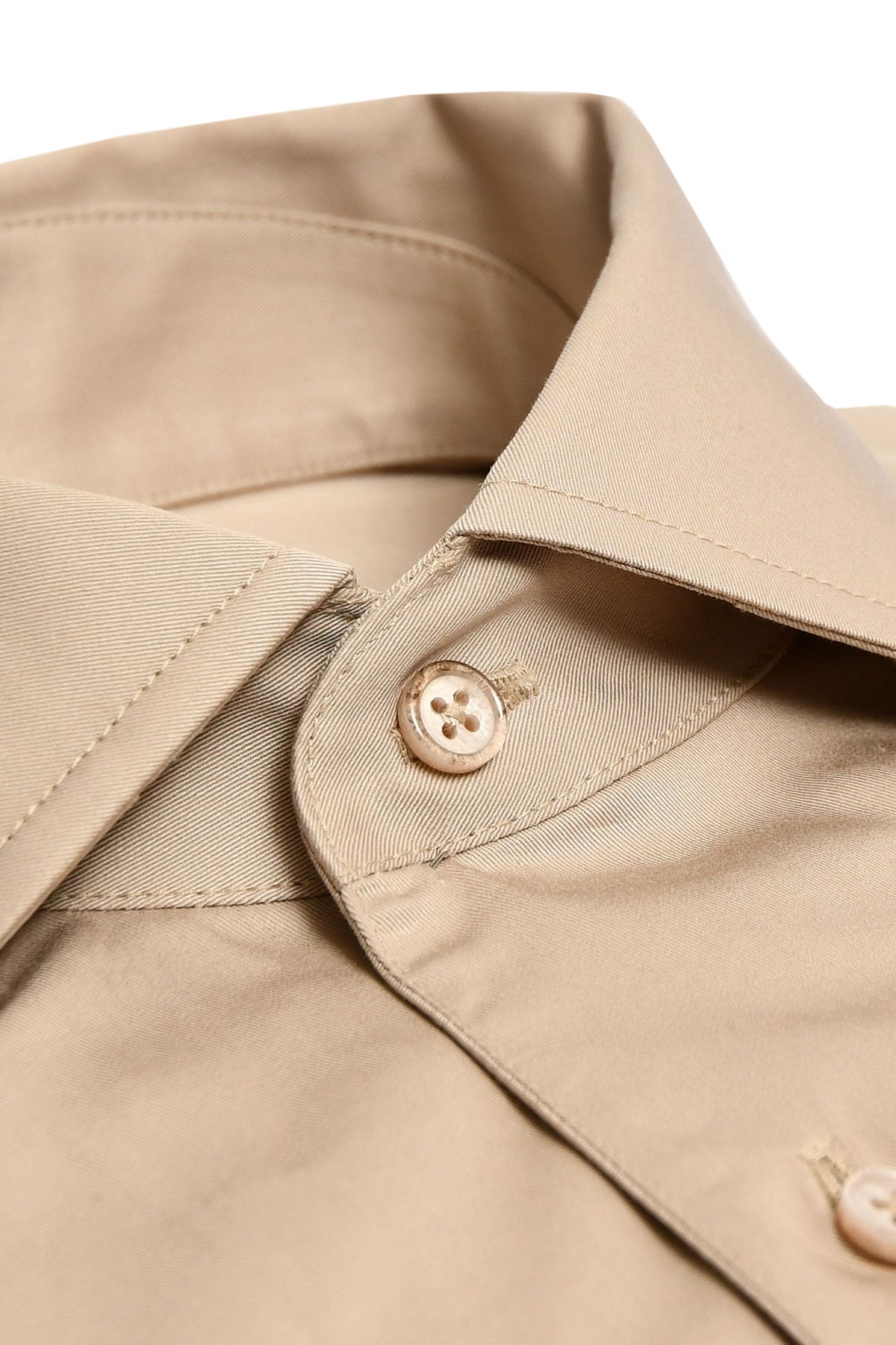 Beige shirt with one piece collar, regular fit