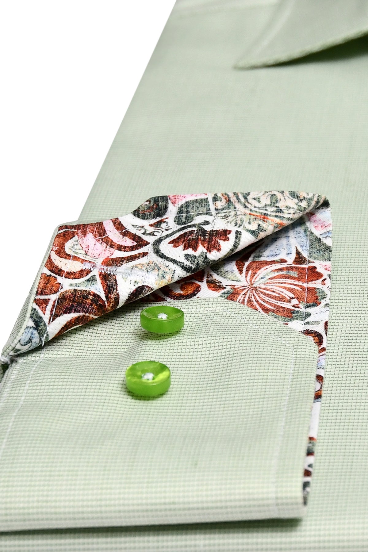 Green slim fit shirt with contrast details