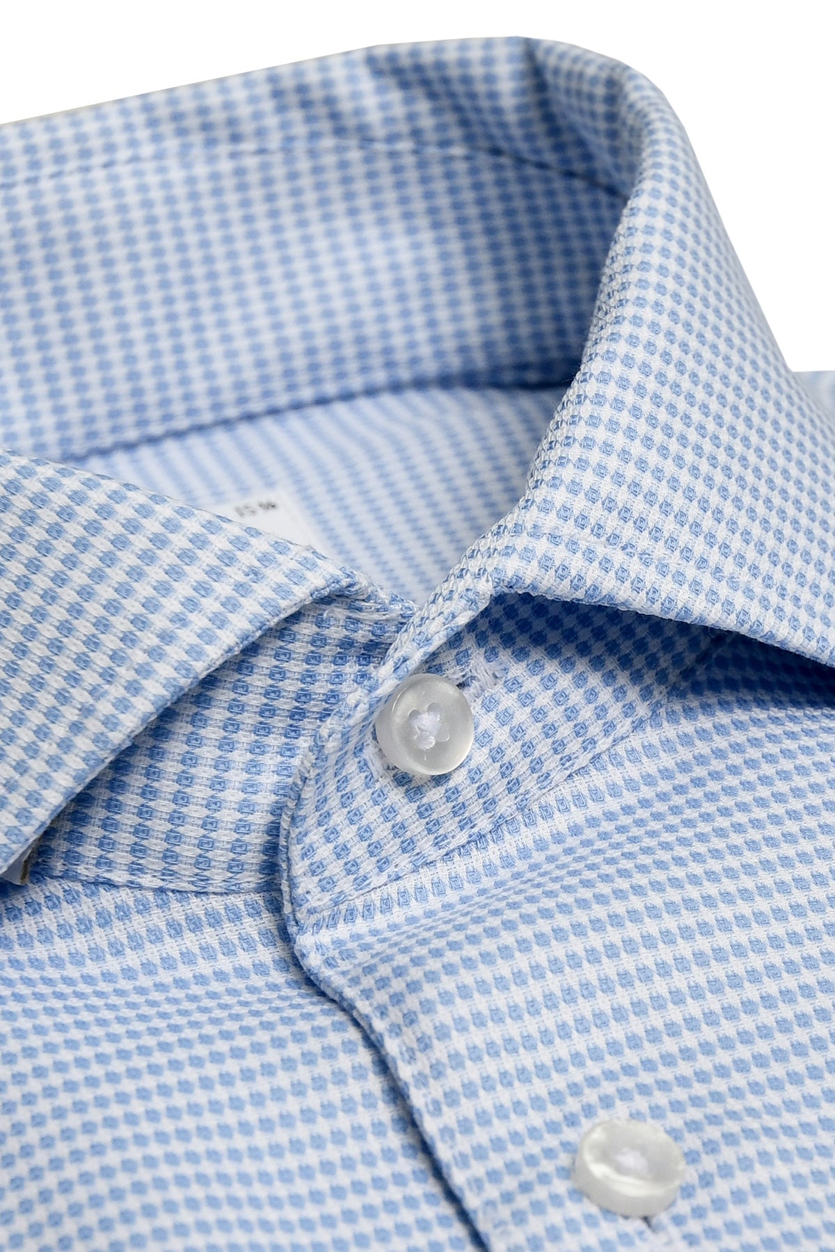 Light blue shirt with one piece collar slim fit