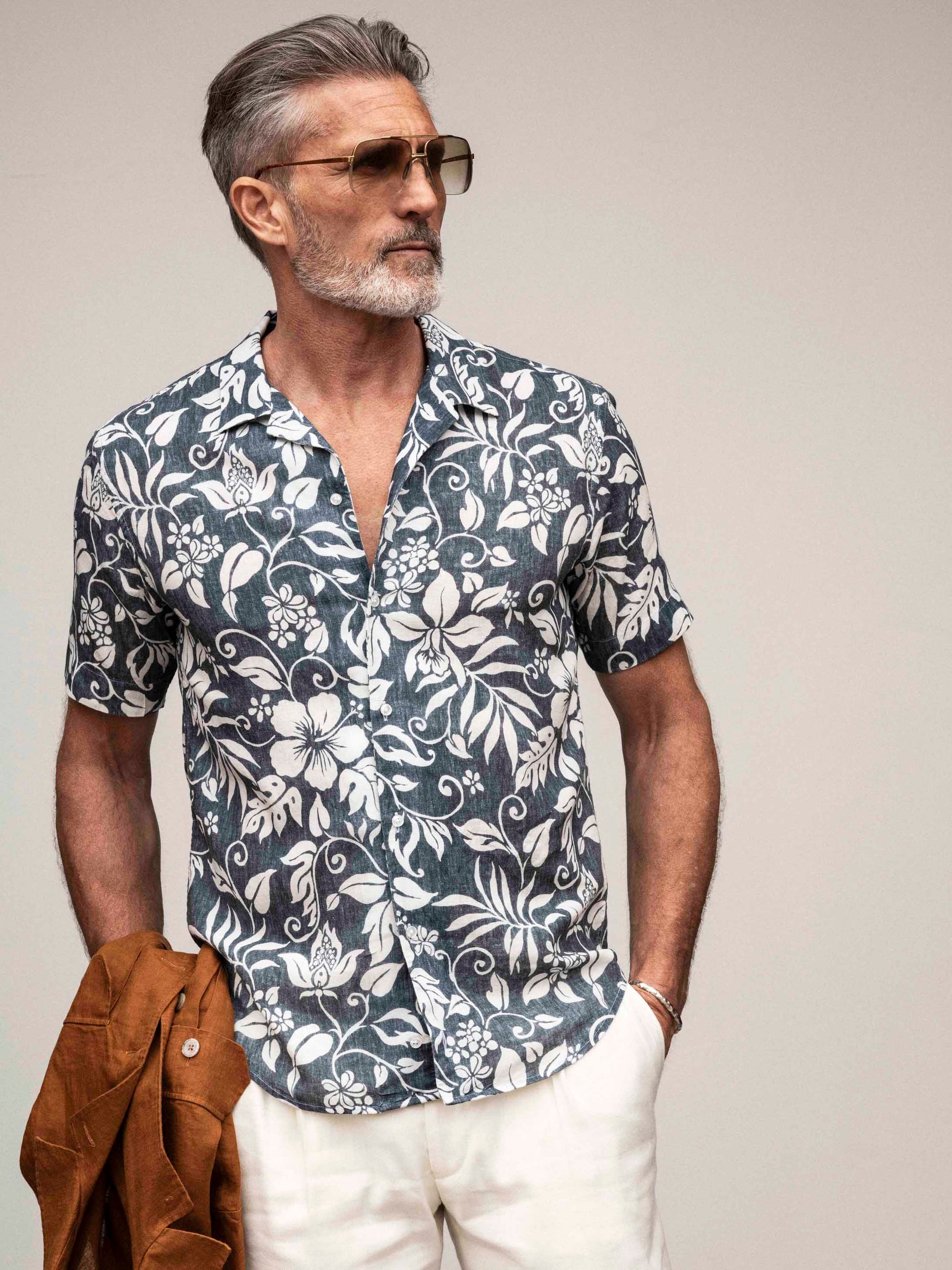 Printed indigo blue short sleeved shirt