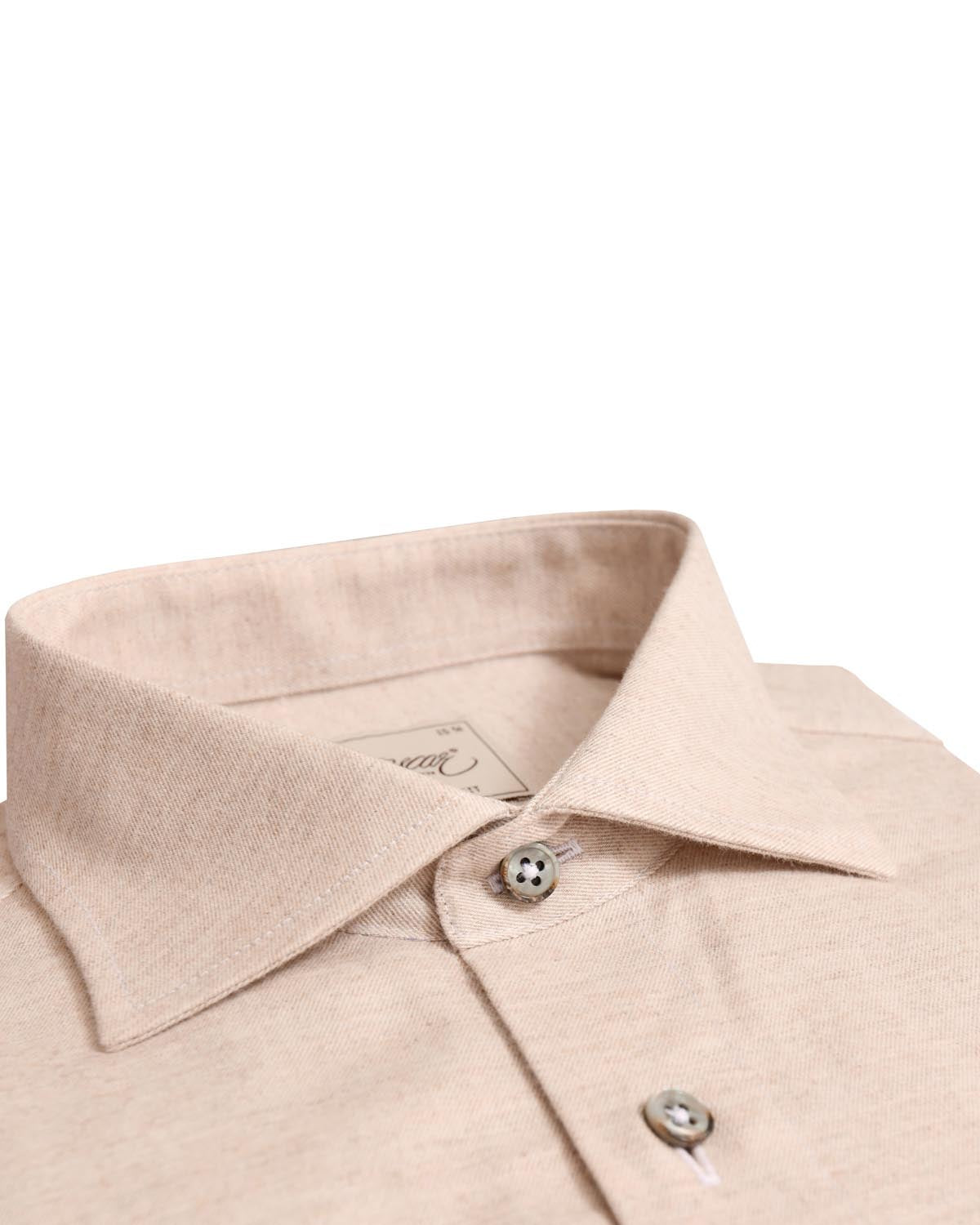 Beige skjorta i lättflanell regular fit