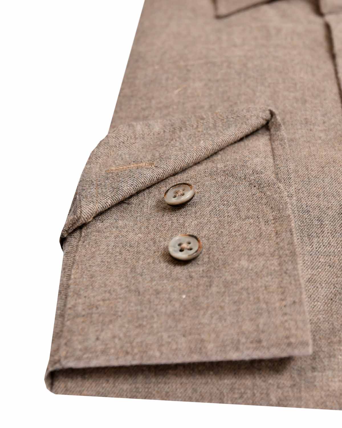 Brun skjorta i lättflanell regular fit