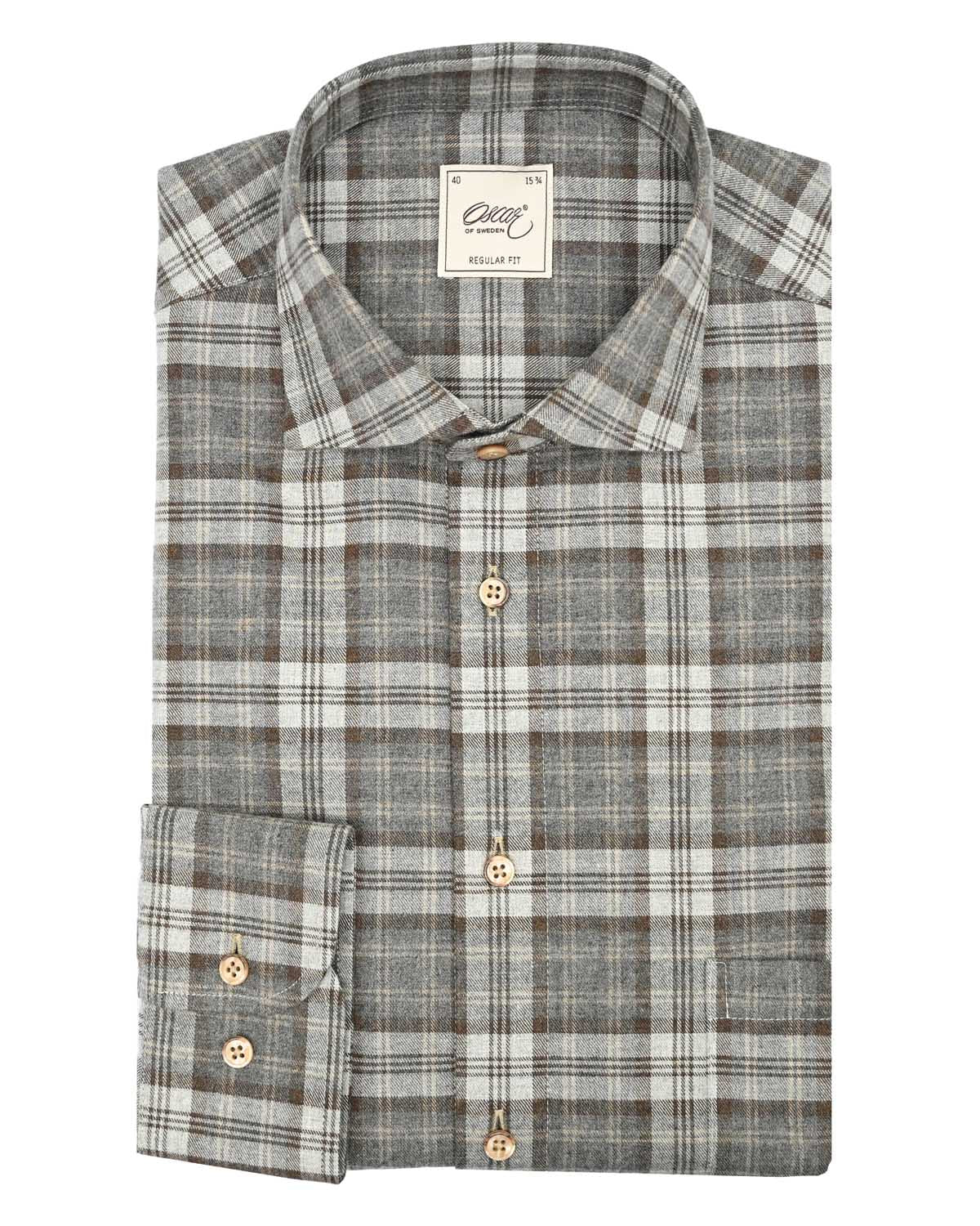 Brun rutig flanellskjorta regular fit