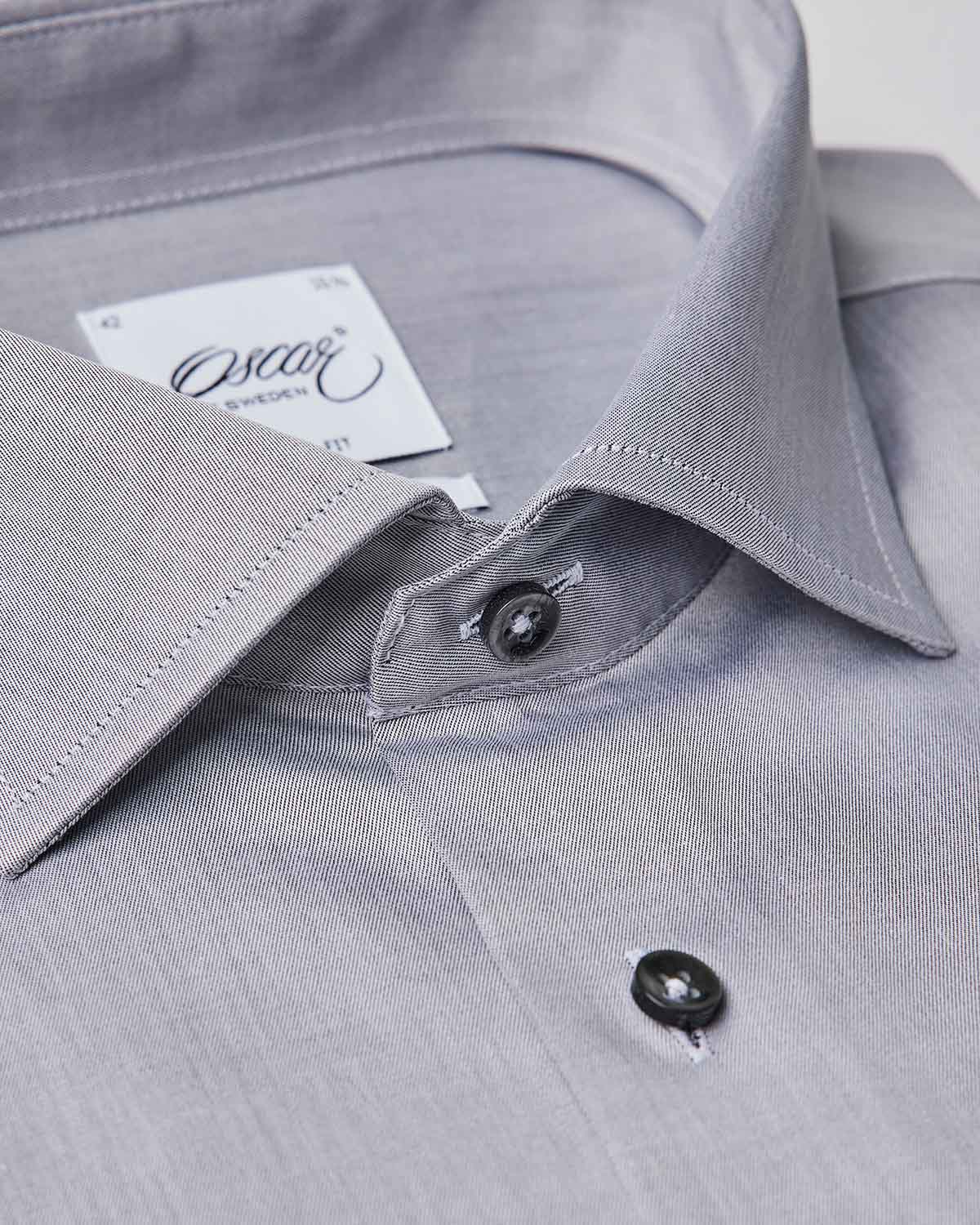 Ljusgrå skjorta wrinkle free slim fit