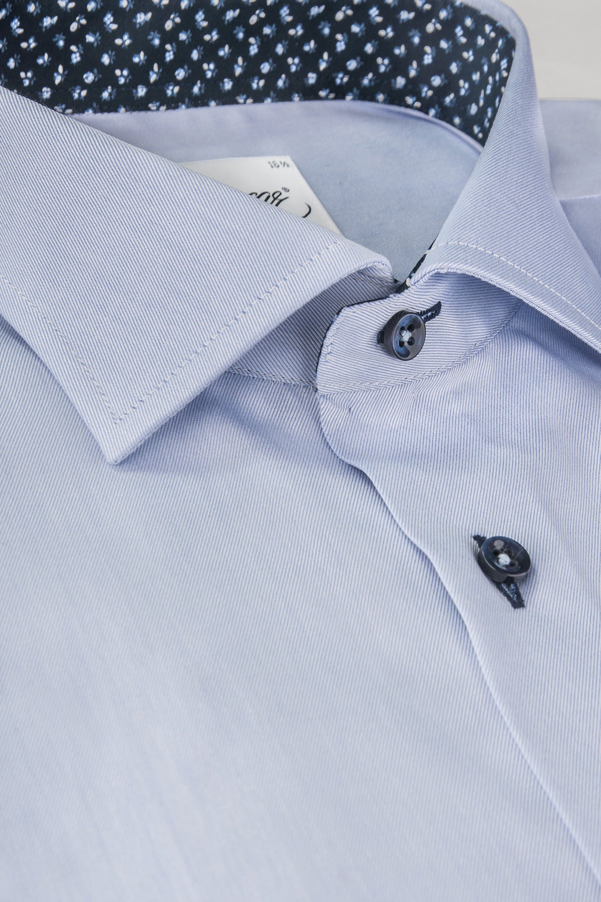Light blue regular fit extra long sleeves shirt with contrast details