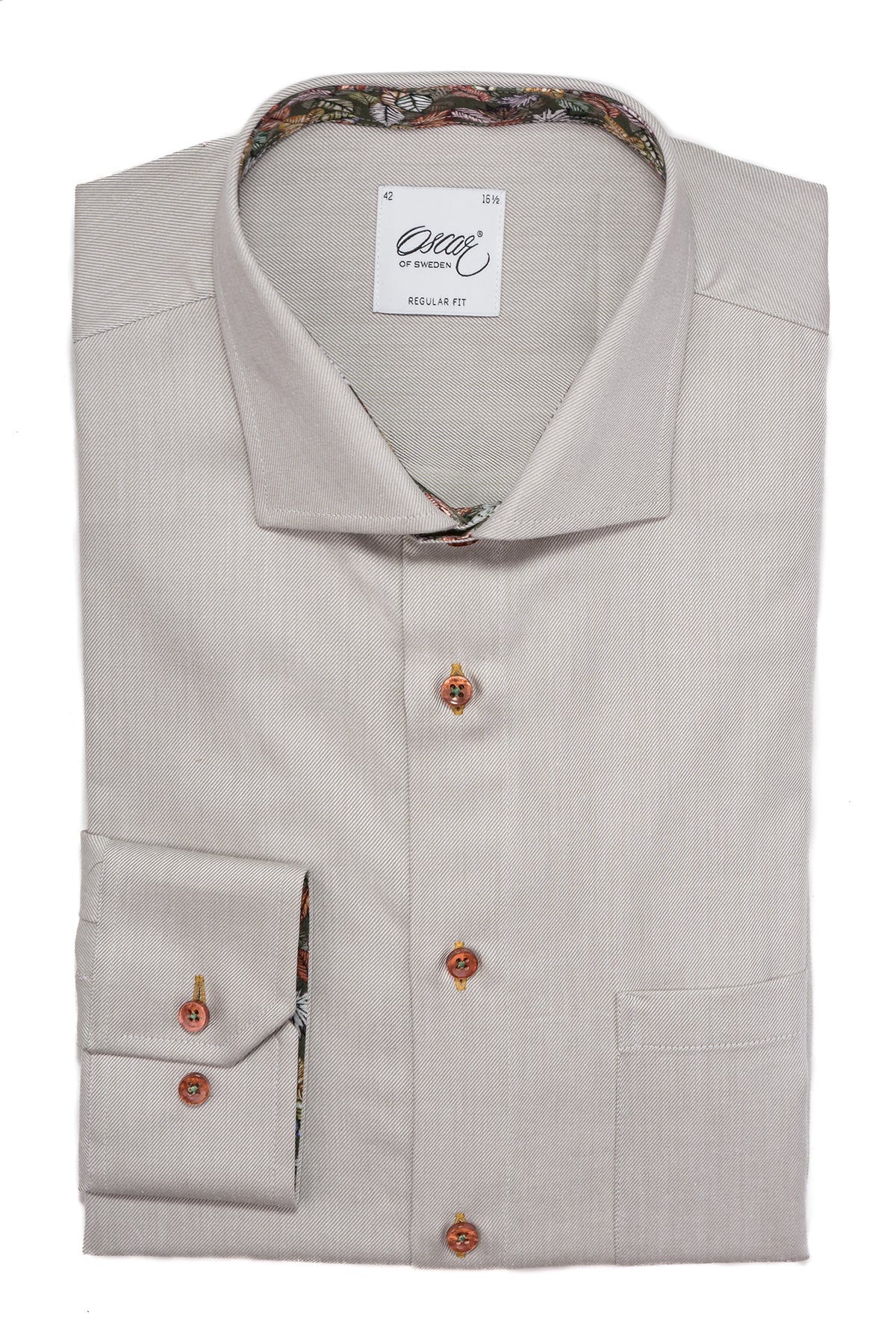 Green regular fit shirt with contrast details