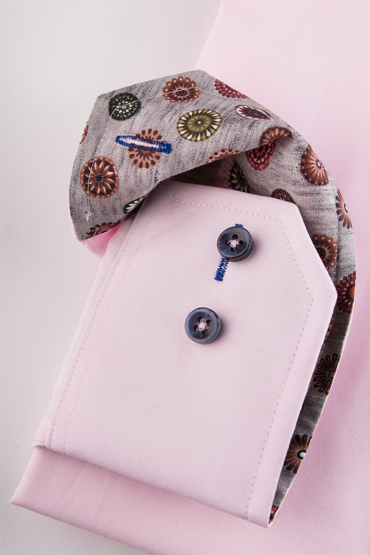 Pink regular fit shirt with contrast details