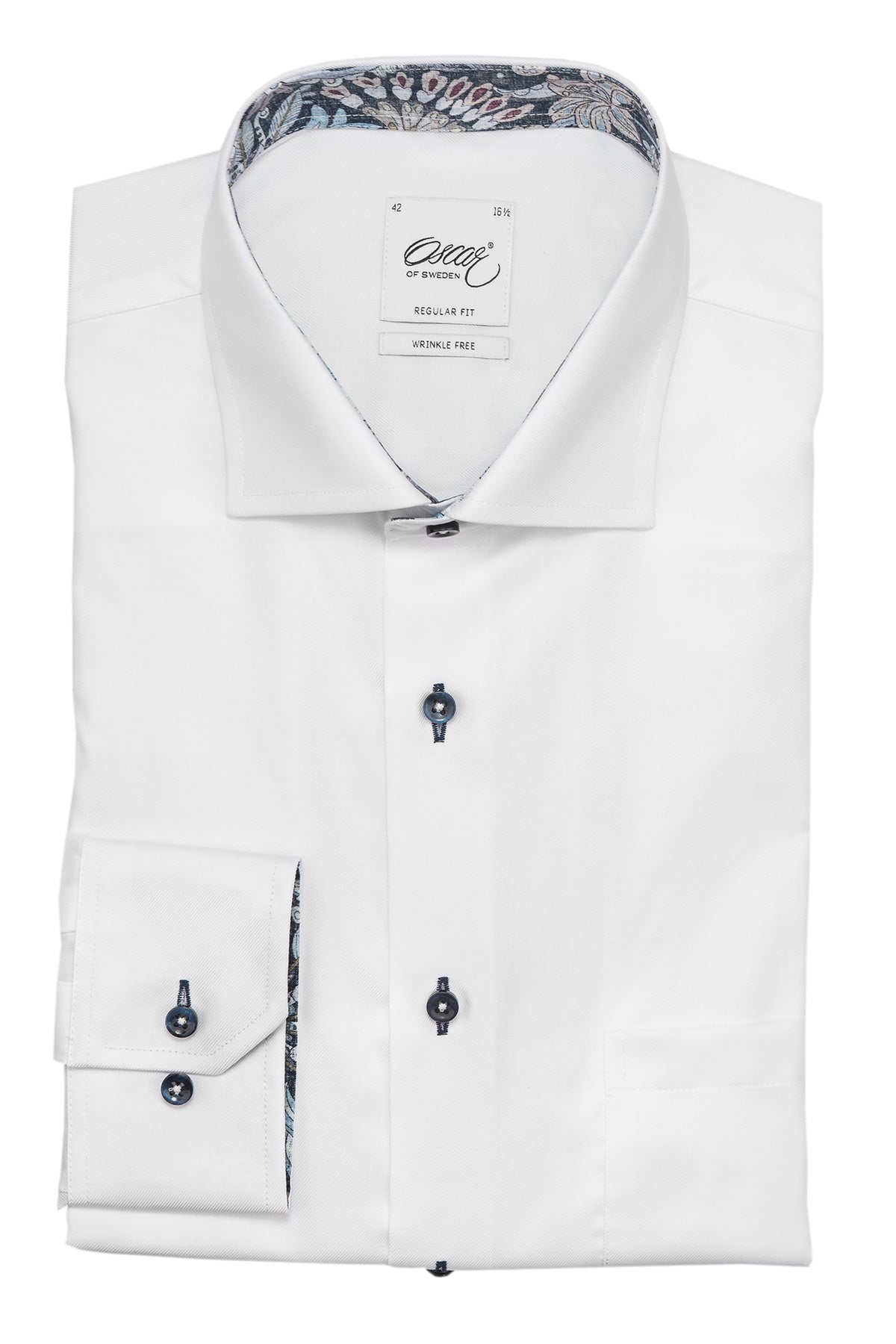White regular fit shirt with contrast details