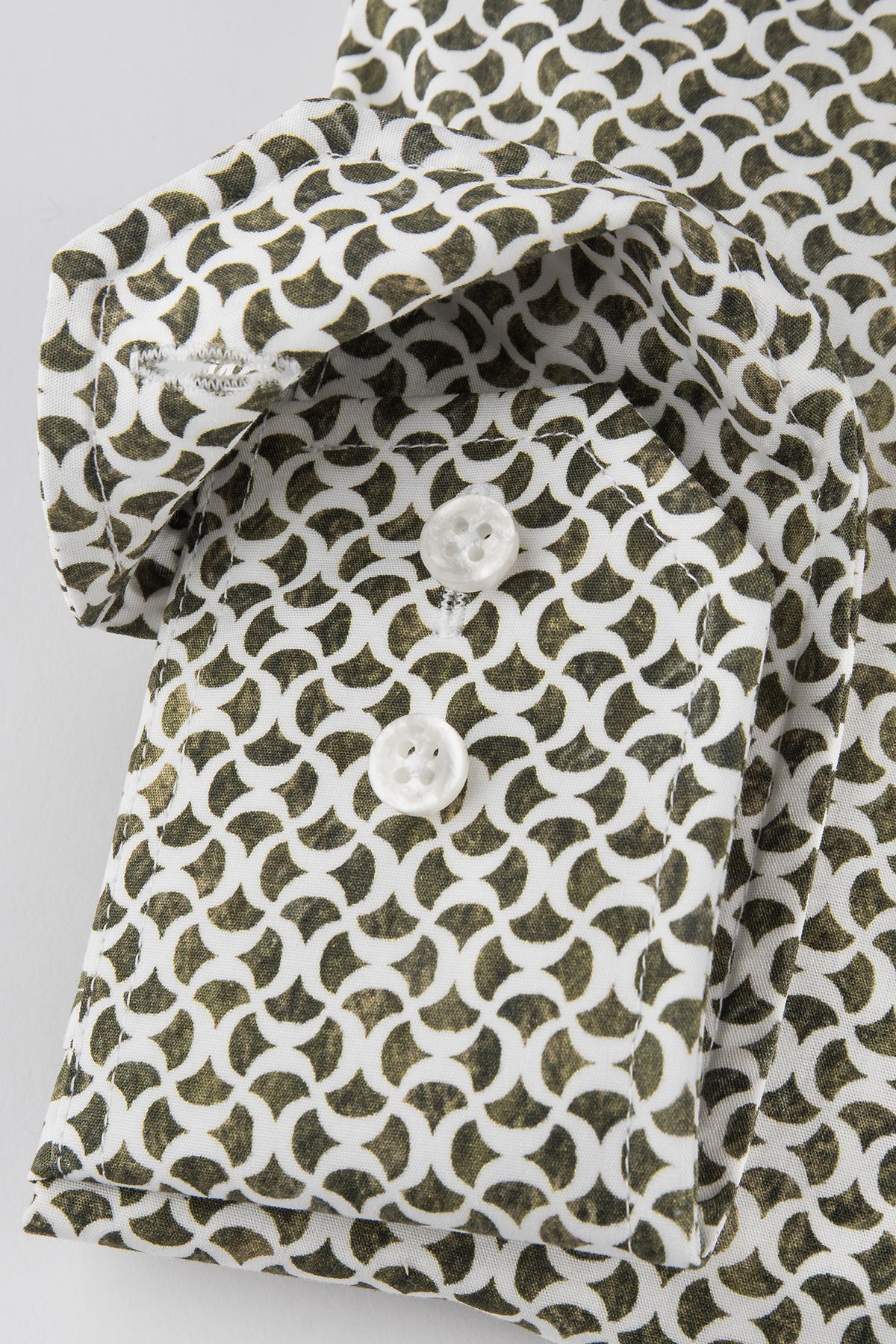 Green printed regular fit shirt