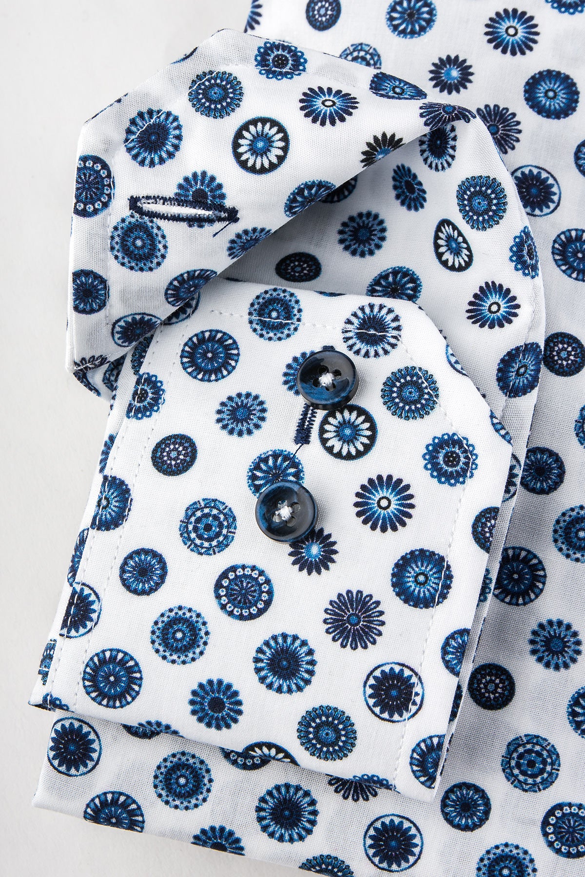 White printed slim fit shirt