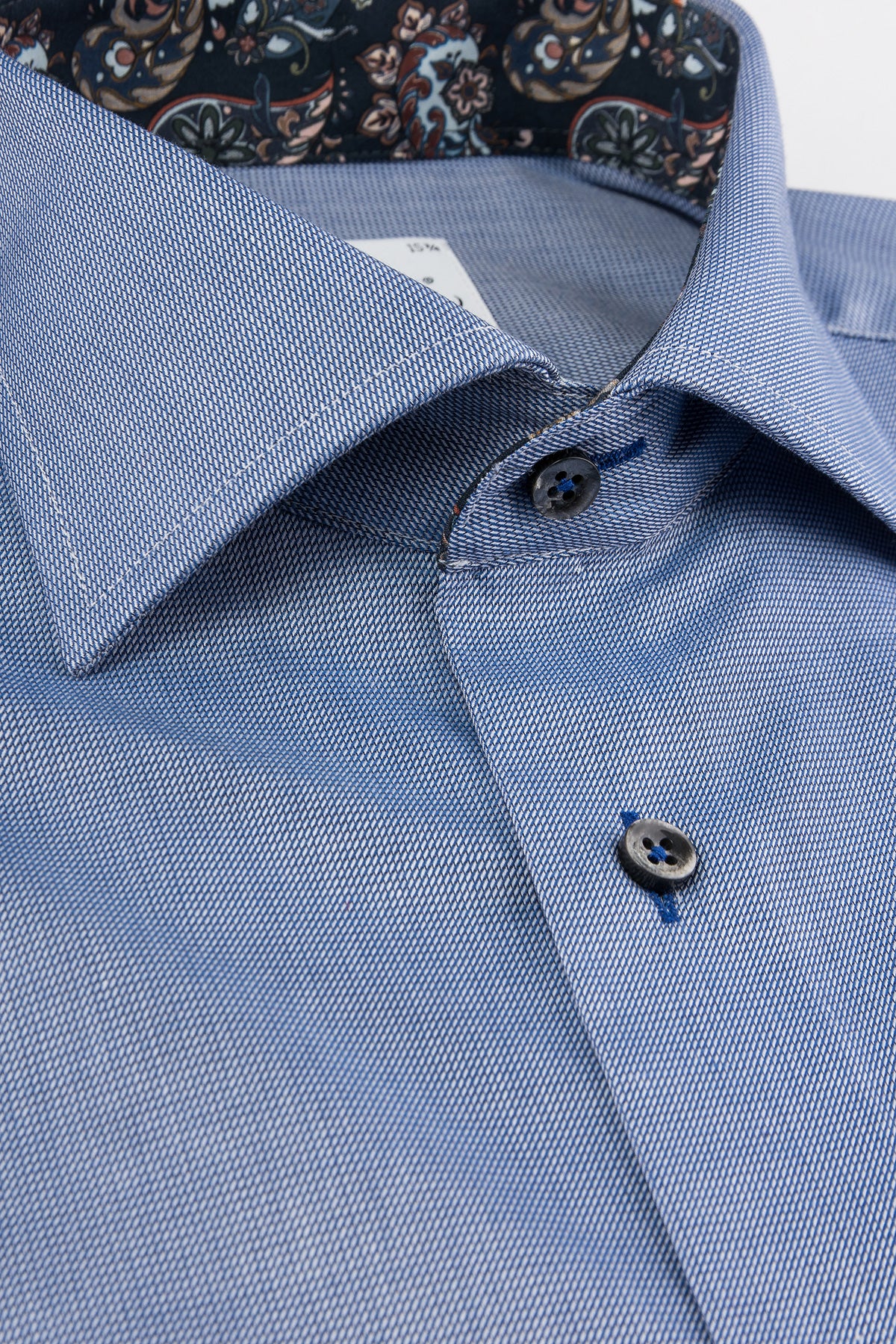 Blue slim fit shirt with contrast details