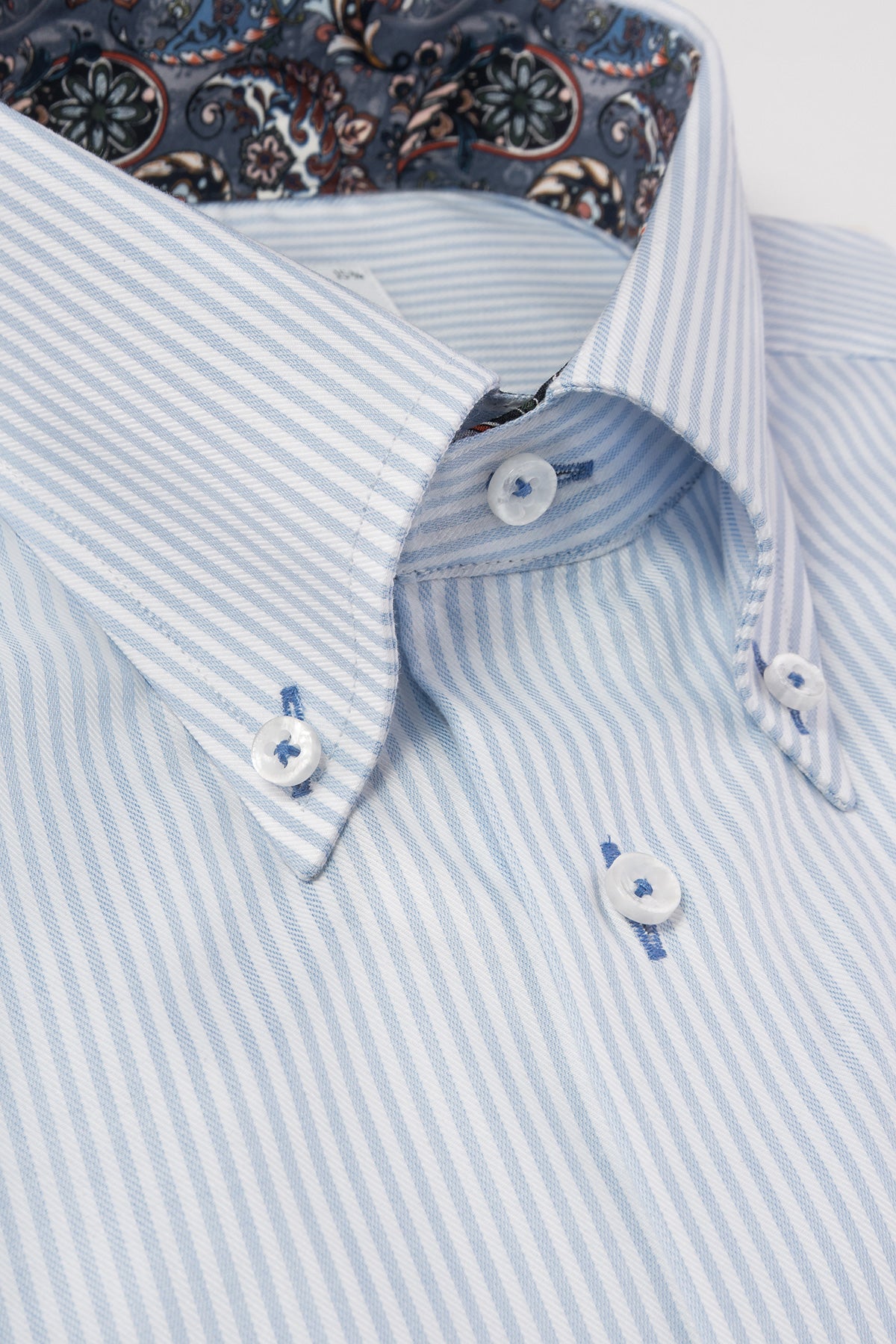 Light blue striped slim fit shirt with contrast details