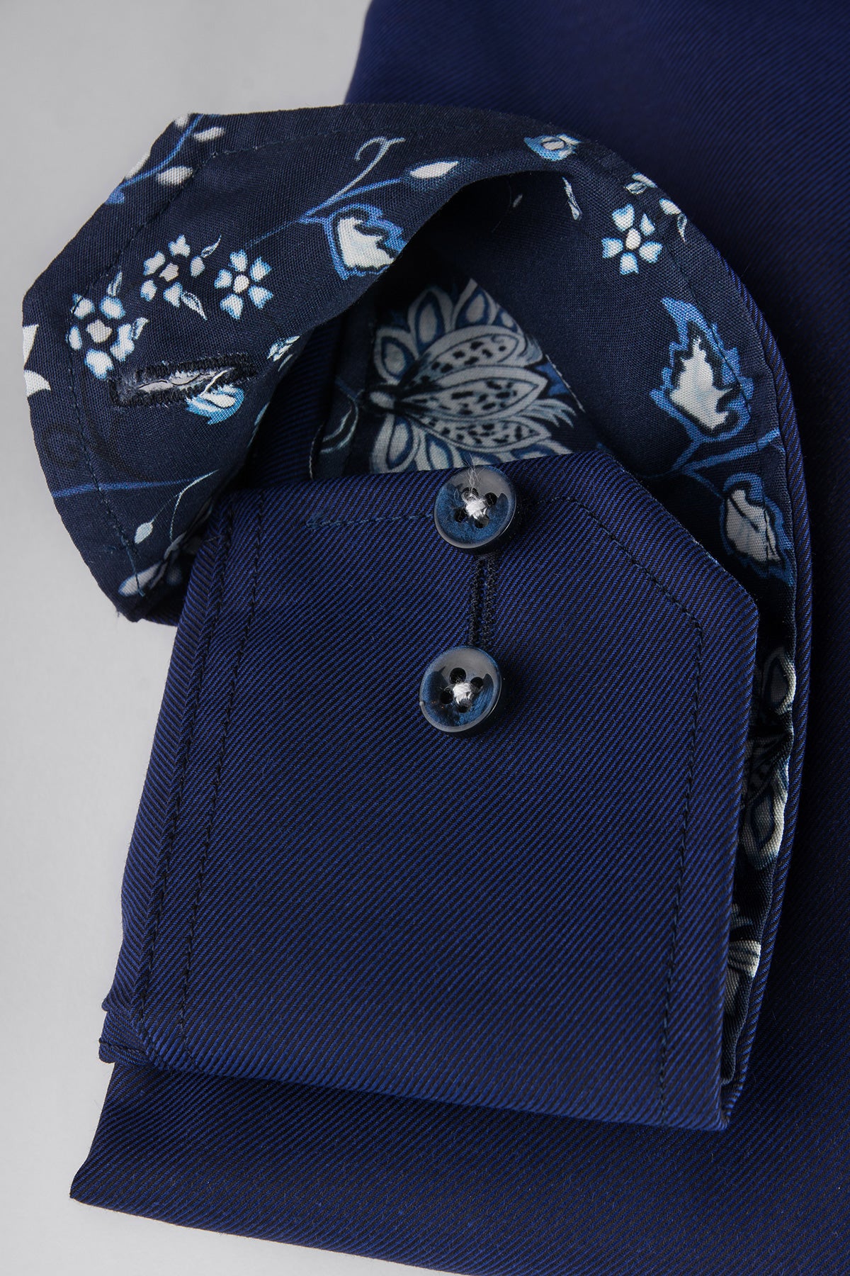 Navy blue regular fit shirt with contrast details