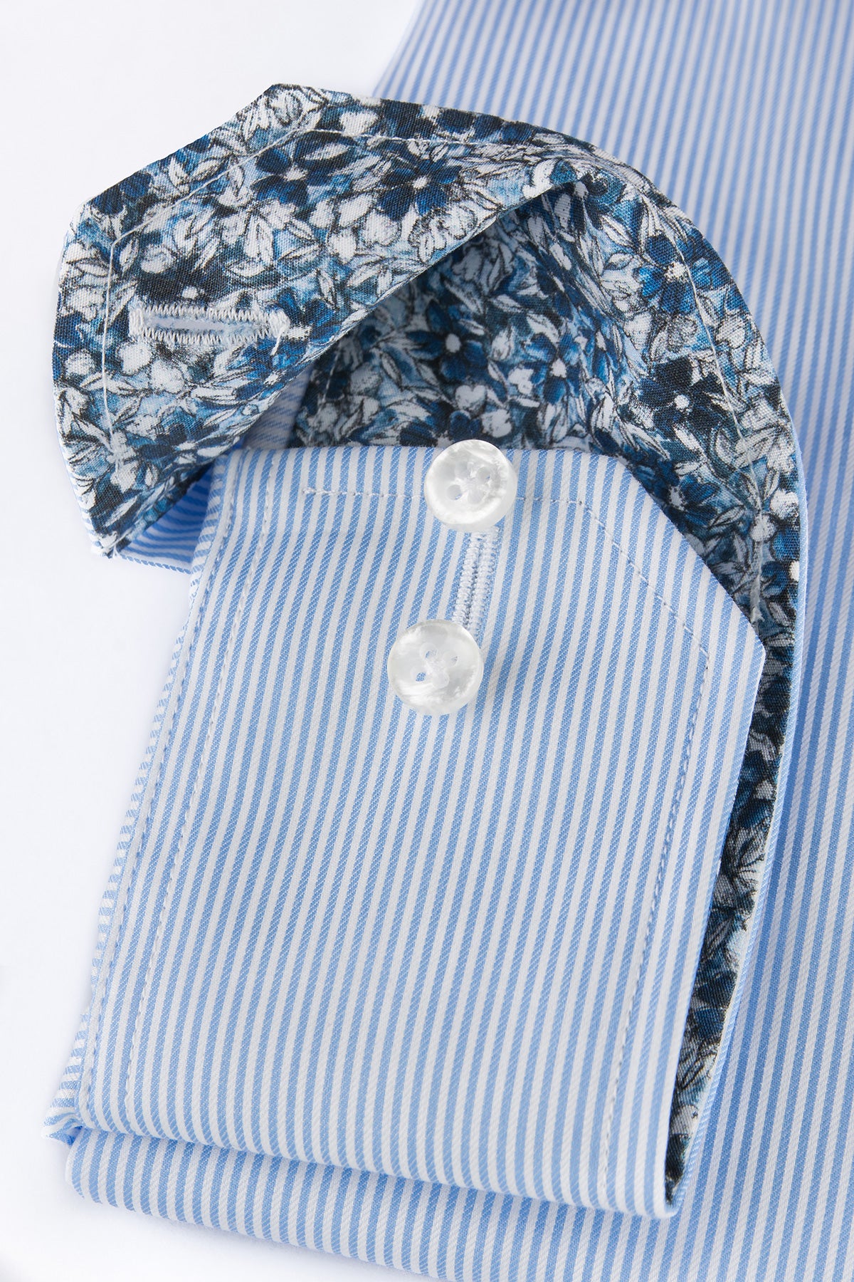 Light blue striped regular fit shirt with contrast details