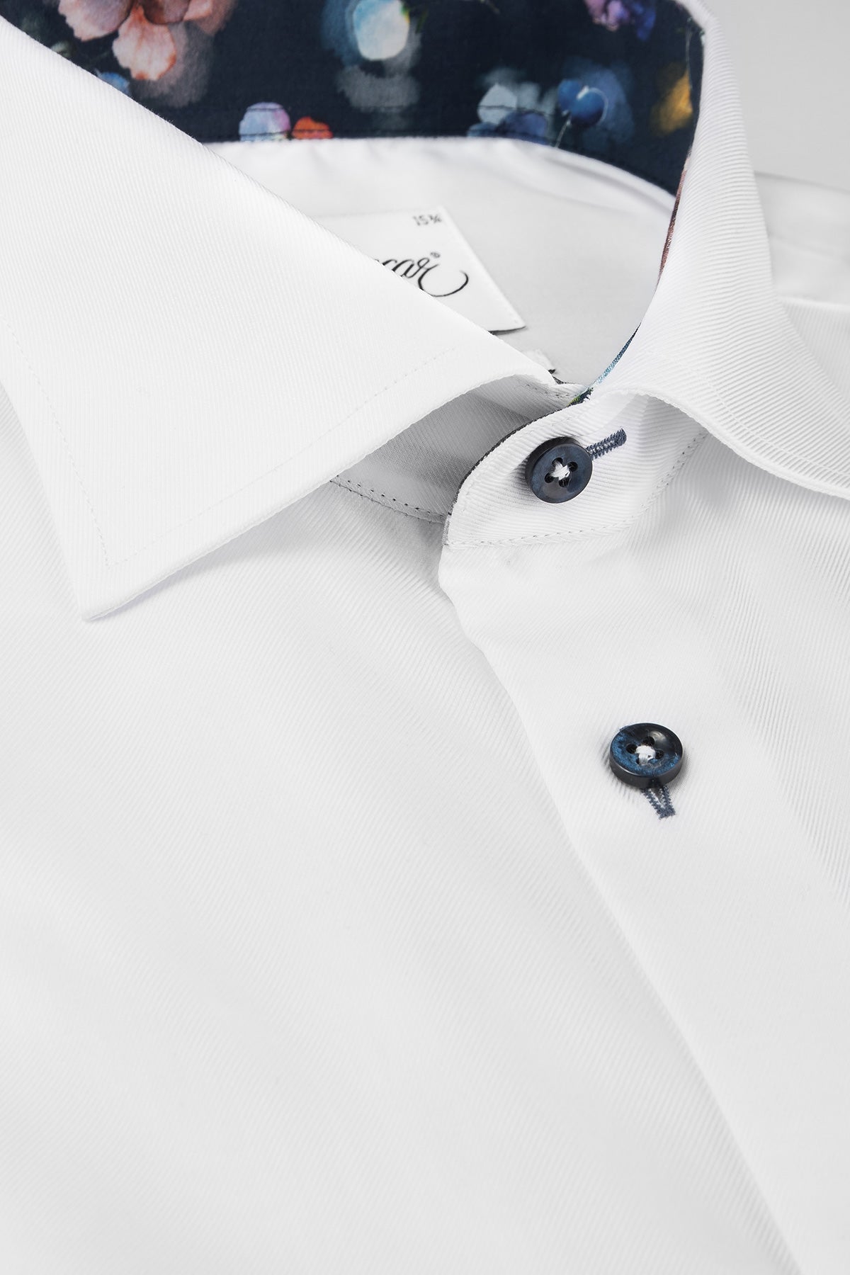 White slim fit shirt with contrast details
