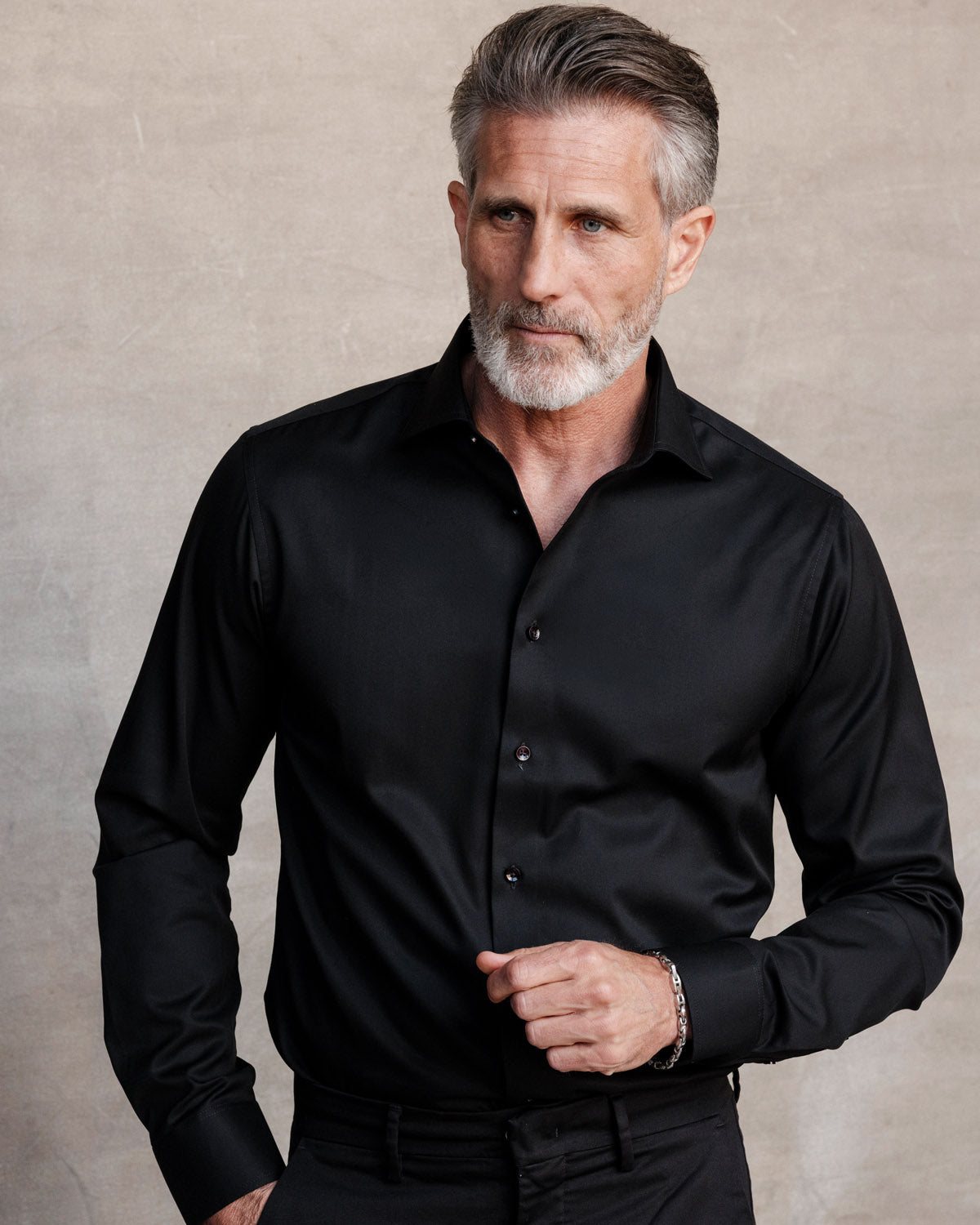 Black shirt slim fit