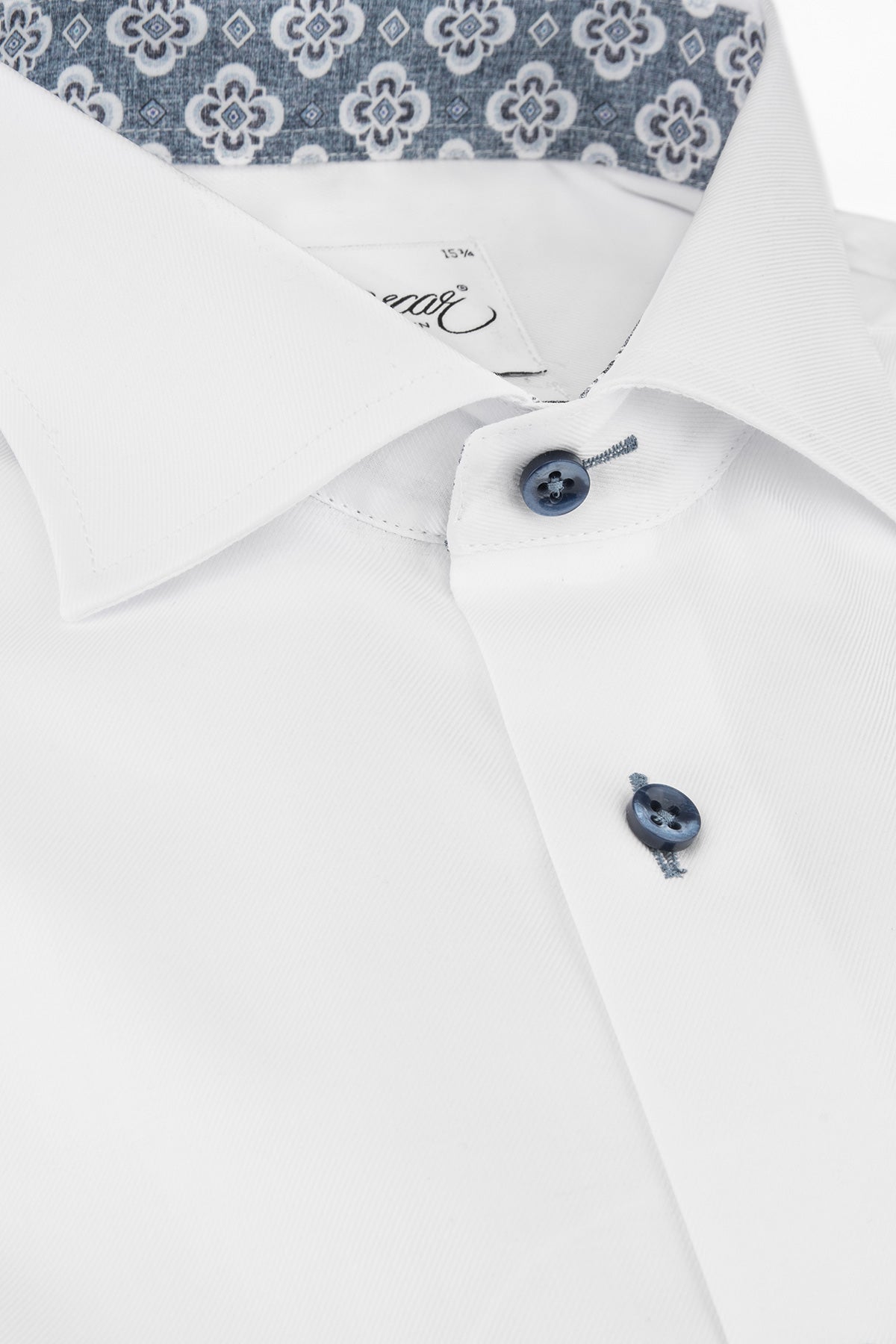 White slim fit shirt with contrast details