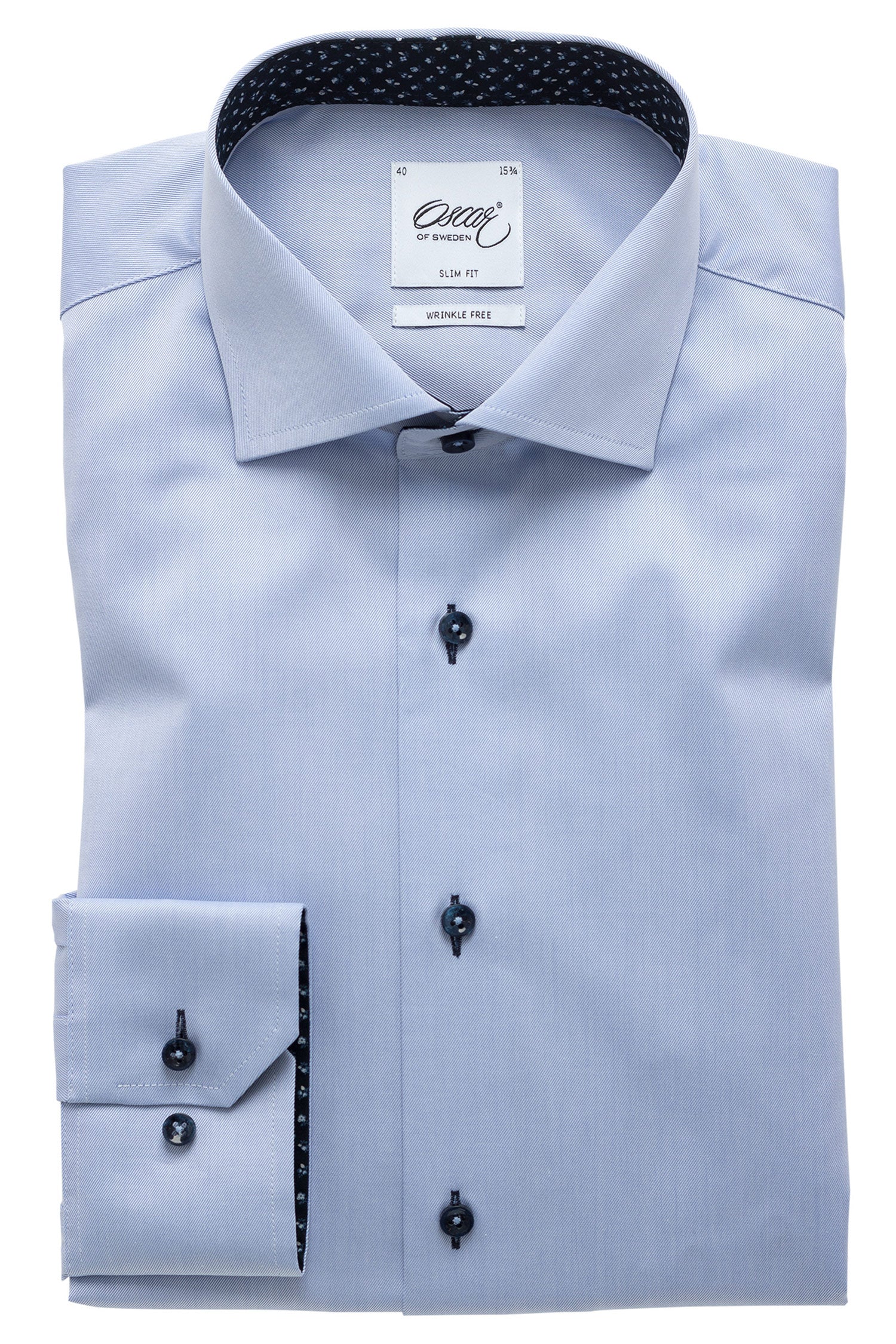 Light blue slim shirt with navy details