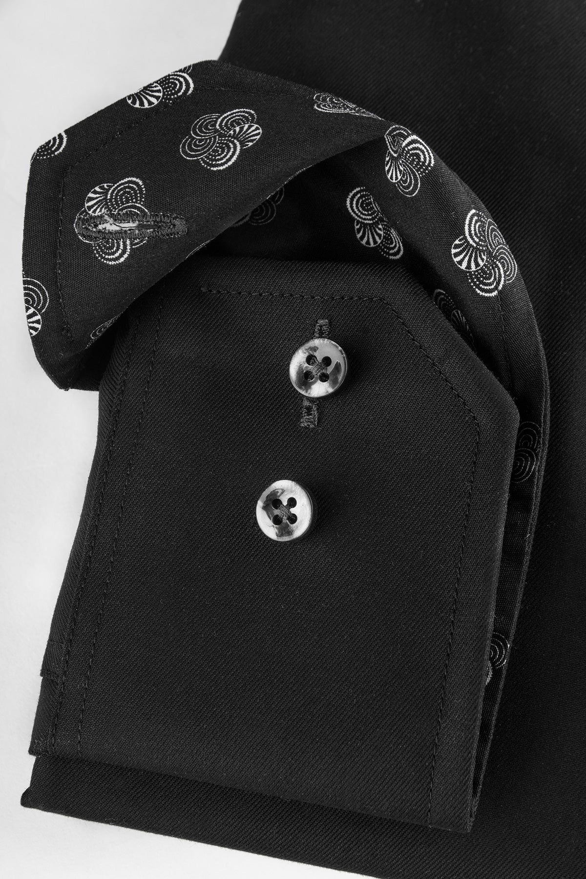 Black regular fit shirt with contrast details