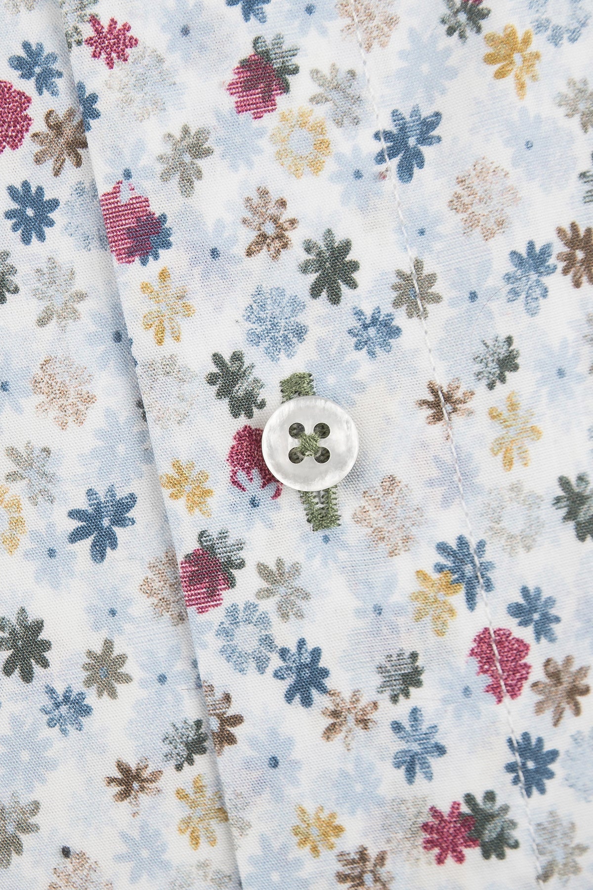 White flower printed short sleeve regular fit shirt