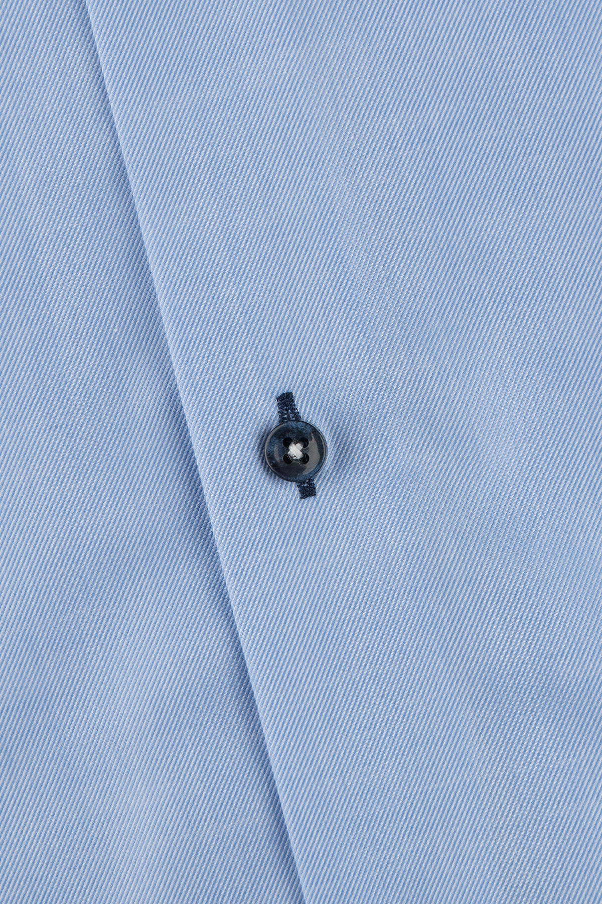 Light blue slim fit shirt with contrast details